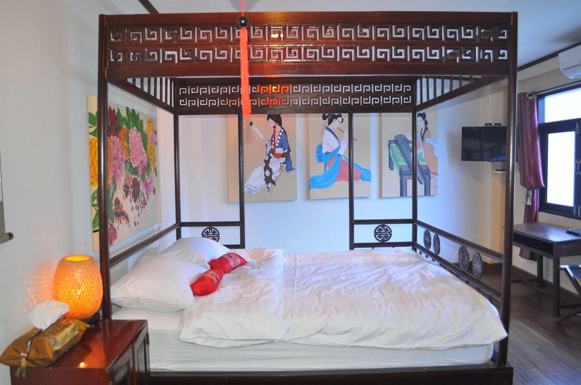 Around The World Bed And Breakfast Bangkok Dış mekan fotoğraf